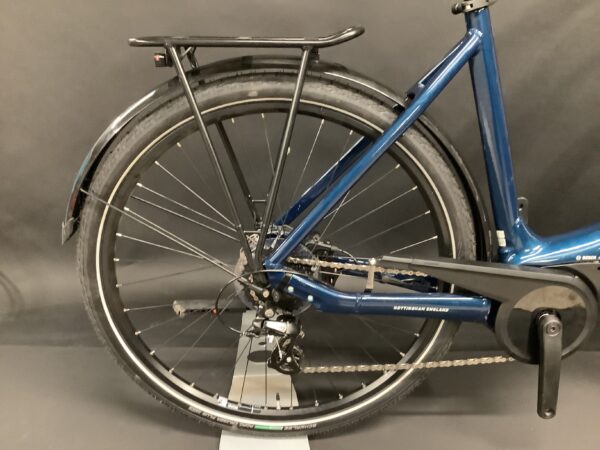 Ex-Demo Raleigh Motus Tour + Derailleur Low Step Electric Hybrid Bike 2021 - Large - Image 10