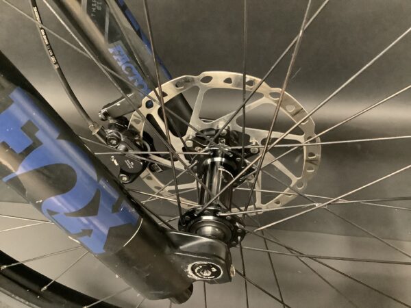 Orbea Rise M20 FS E-MTB 2022 - Large - Upgraded - 2 miles - Image 7