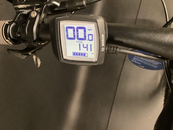 Trek Powerfly 5 HT E-MTB 2022 - Large - 141 Miles! - Image 4