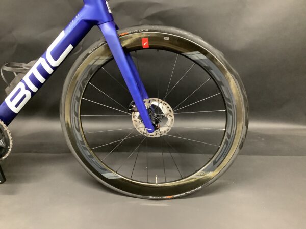 BMC Teammachine SLR 01 Four Ultegra Di2 12s Carbon Road Bike 2021 - 58cm - Upgraded! - Image 4