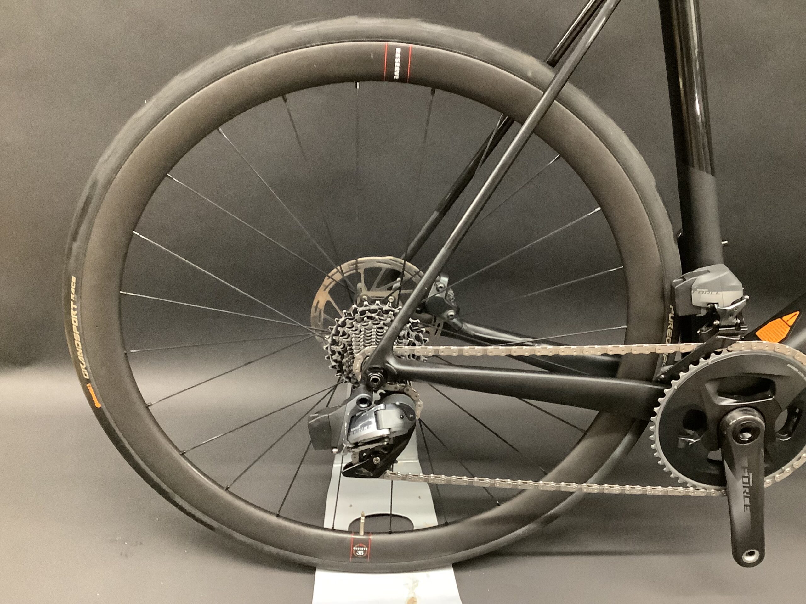 cervelo r series force etap axs disc