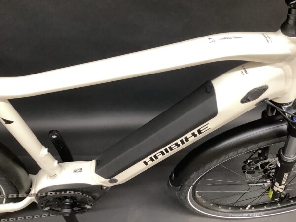 NEW Haibike Trekking 3 High Electric Hybrid Bike 2023 - Medium - 0 Miles! - Image 2