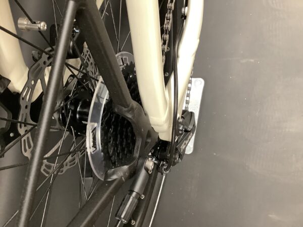 NEW Haibike Trekking 3 High Electric Hybrid Bike 2023 - Medium - 0 Miles! - Image 10