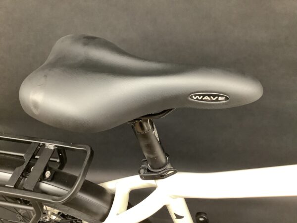 NEW Haibike Trekking 3 High Electric Hybrid Bike 2023 - Medium - 0 Miles! - Image 13