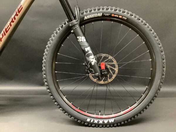 NEW Lapierre Zesty AM CF 7.9 Carbon Full-Suspension MTB 2022 - X-Large - Image 2