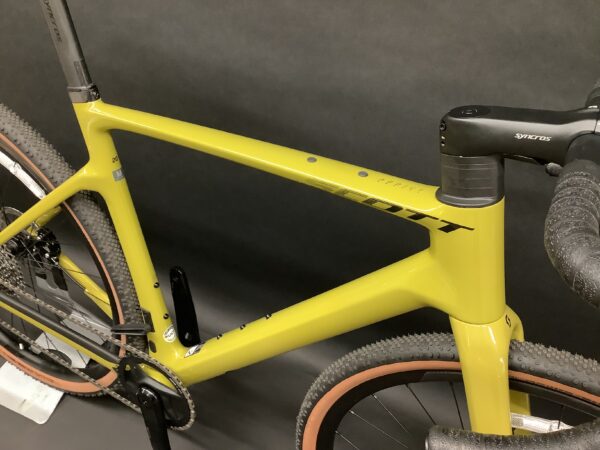 Scott Addict Gravel 20 Rival AXS Disc Carbon Bike 2023 - Medium - Image 12