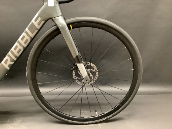 Ribble Endurance SL E Enthusiast Di2 Carbon Disc E-Road Bike 2022 - Medium - Image 4