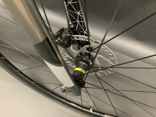 Ribble Endurance SL E Enthusiast Di2 Carbon Disc E-Road Bike 2022 - Medium - Image 5