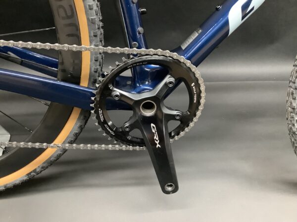 Giant Revolt Advanced Pro 0 GRX Di2 Disc Carbon Gravel Bike 2022 - Medium - Image 6
