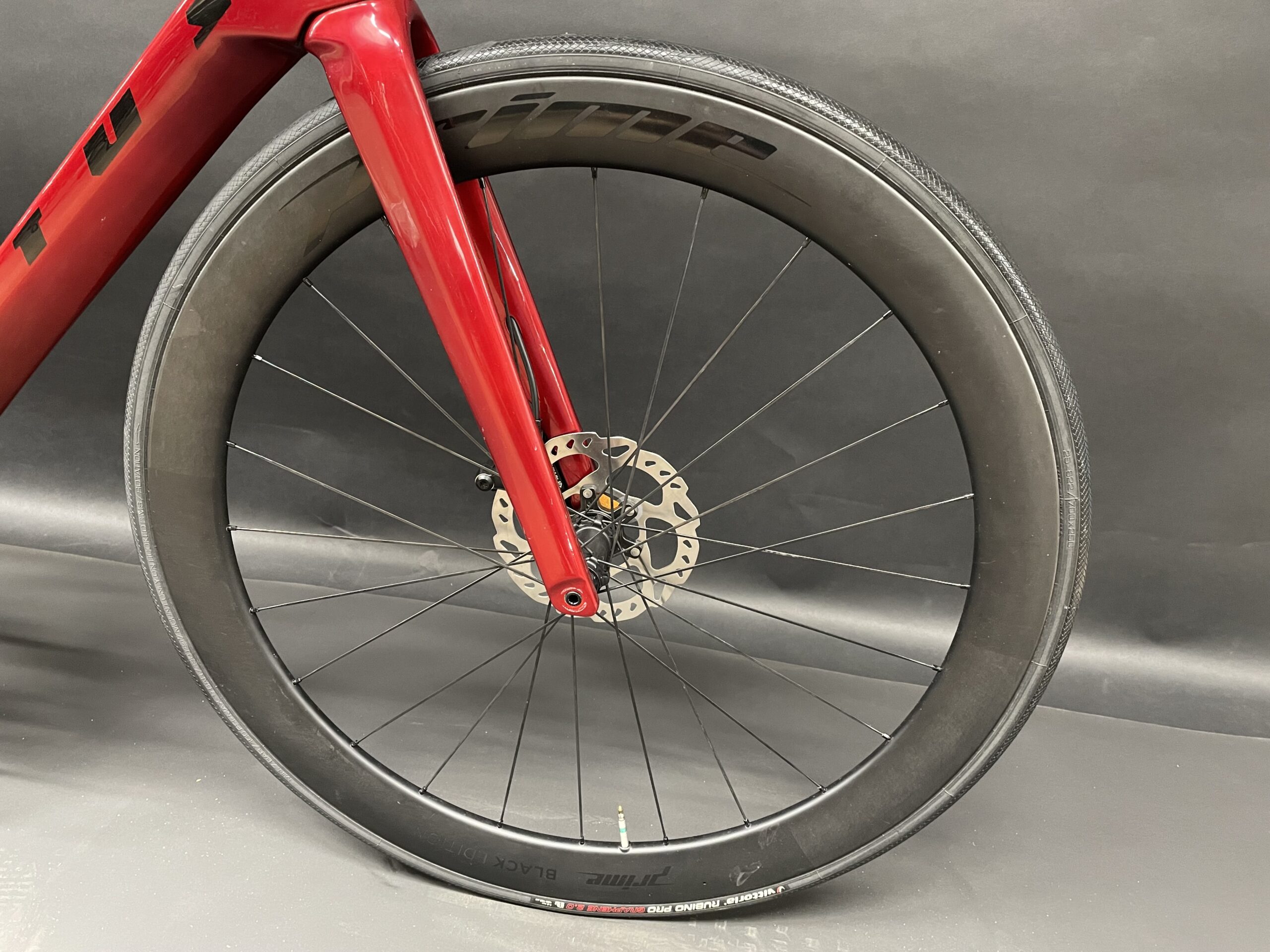 Vitus ZX-1 EVO 105 Di2 Carbon Disc Road Bike 2021 - Medium
