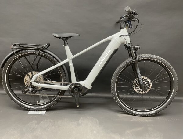 NEW Haibike Trekking 7 High 720Wh Electric MTB 2023 - Large - 17 Miles! - Image 2
