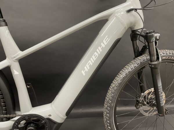 NEW Haibike Trekking 7 High 720Wh Electric MTB 2023 - Large - 17 Miles! - Image 8
