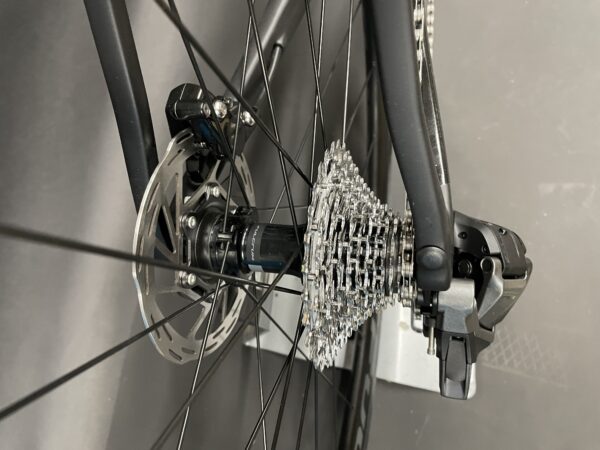NEW Ex-Display Colnago V3 Rival AXS Carbon Disc Bike 2023 - 52s - Full Warranty - Image 10