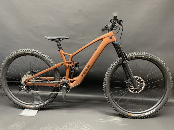 Trek Fuel EXe 9.7 XT FS E-MTB 2023 - Large - 317 Miles - Upgraded - Image 2
