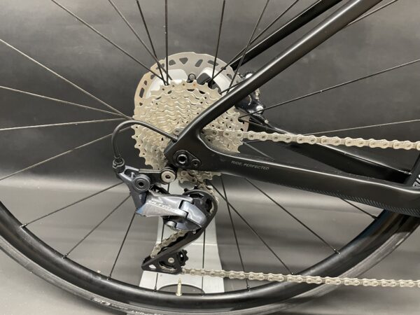 NEW Basso Astra  Ultegra Carbon Disc Road Bike 2022 - 53cm - Full Warranty - Image 8