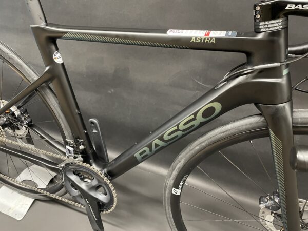 NEW Basso Astra  Ultegra Carbon Disc Road Bike 2022 - 53cm - Full Warranty - Image 12
