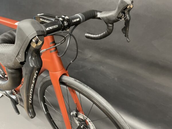 NEW Basso Astra Ultegra Carbon Disc Road Bike 2022 - 56cm - Full Warranty - Image 3