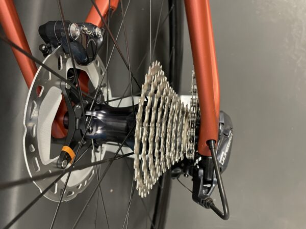 NEW Basso Astra Ultegra Carbon Disc Road Bike 2022 - 56cm - Full Warranty - Image 10