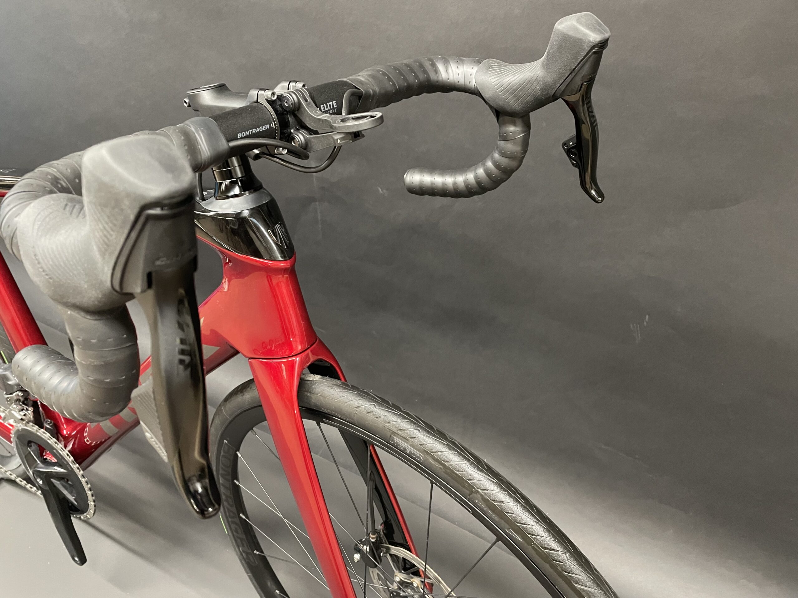 Trek Domane SL6 AXS Carbon Disc Road Bike 2022 - 54cm