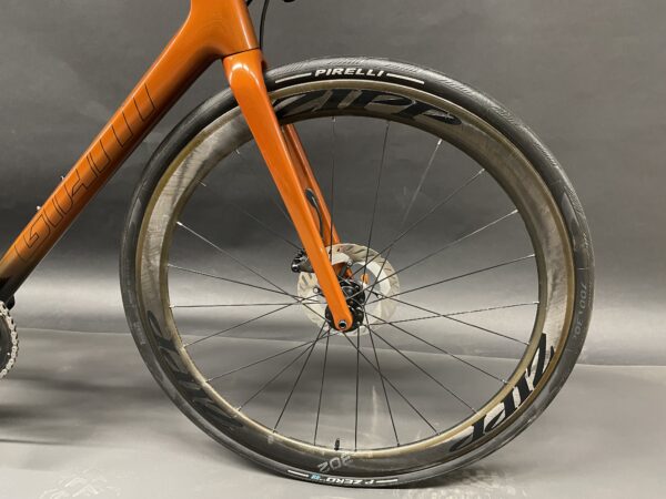 Giant TCR Advanced Pro 0 Di2 Zipp 302 Carbon Disc Road Bike 2022 - M/L - Image 4