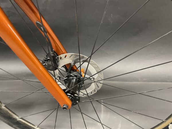 Giant TCR Advanced Pro 0 Di2 Zipp 302 Carbon Disc Road Bike 2022 - M/L - Image 5