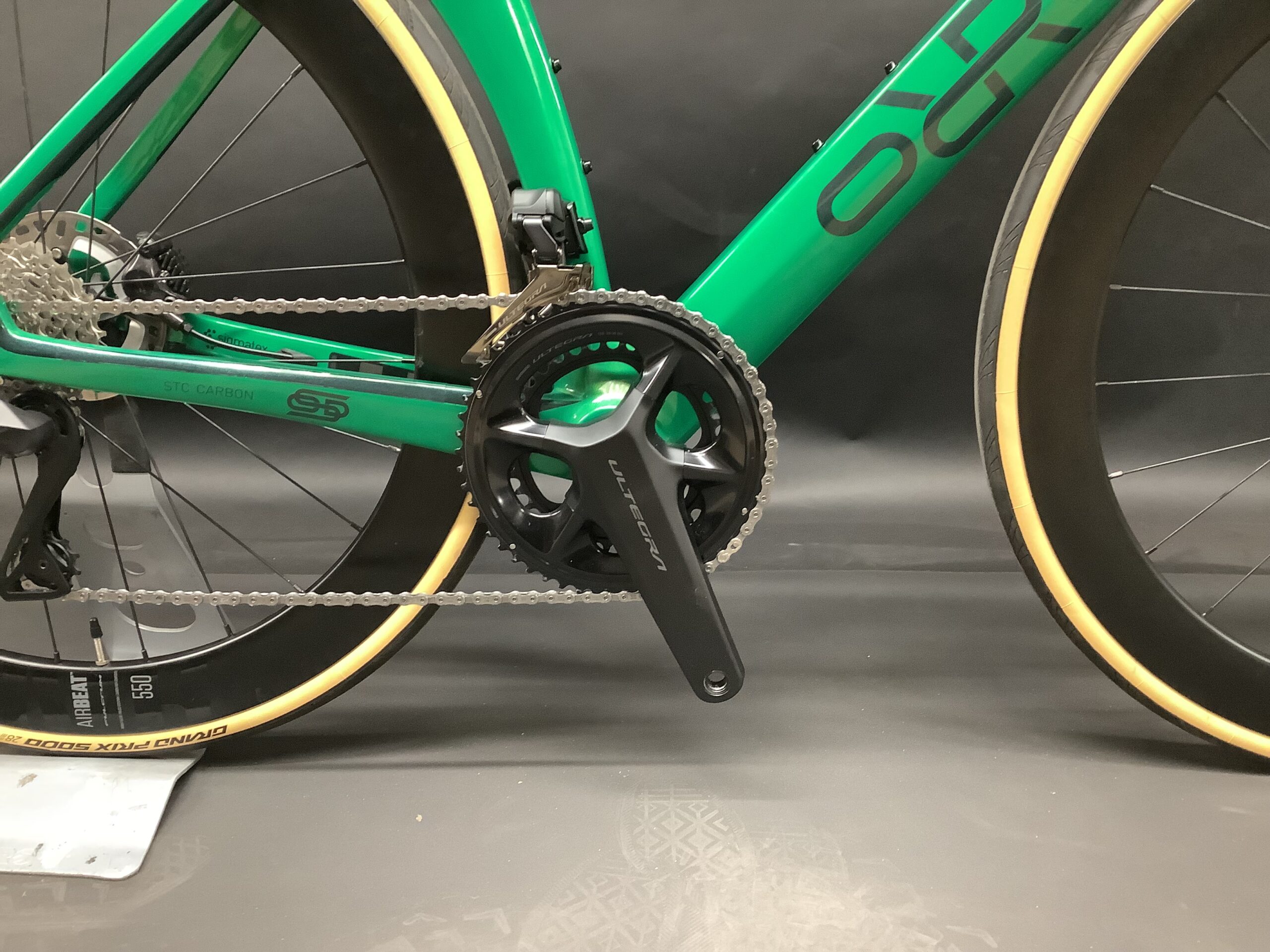 AS NEW Orro Venturi STC Signature Carbon Disc Road Bike 2024