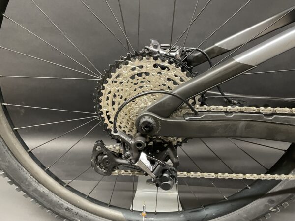 Orbea Rise M10 LTD 540Wh + Range Ext Carbon FS E-MTB 2023 - Large - 572 Miles - Image 9