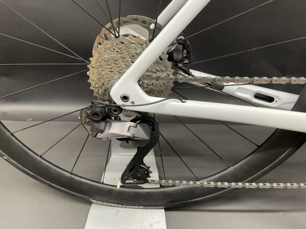 Trek Emonda SL 7 Di2 Carbon Disc Road Bike 2023 - 54cm - Image 8