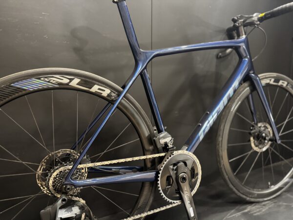 Giant TCR Advanced 1 SL Force AXS & PM Carbon Disc Road Bike 2020 - M/L - Image 9