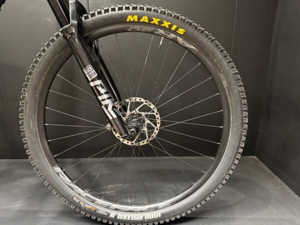 Orbea Rise M20 Full-Sus E-MTB 2022 - Large - 937 miles - Image 3