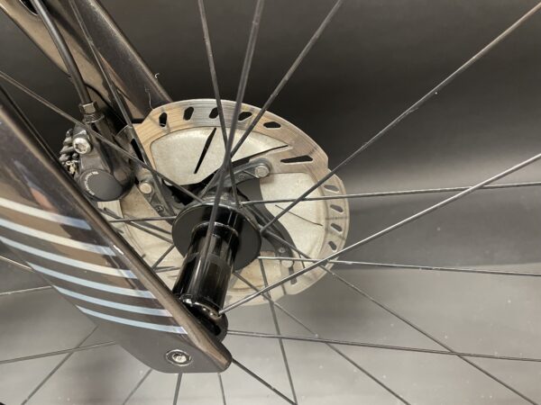 Giant EnviLiv Advanced Pro 1 Ultegra Disc Carbon Road Bike 2021 - Small - Image 5