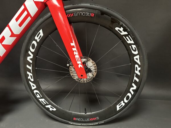 Trek Madone SLR 7 Di2 Carbon Disc Road Bike 2020 - 54cm - Image 5