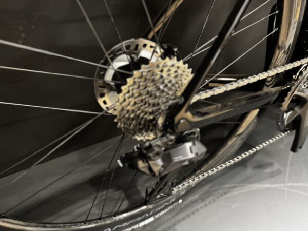 NEW Colnago V4RS Carbon Disc Road Bike 2025 - 530mm (57cm Equivalent) Full Warranty - Image 7