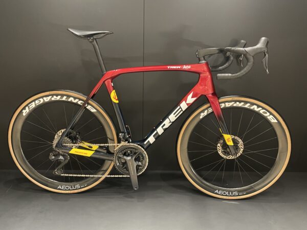 Trek Domane SLR Gen 4 RSL Di2 Carbon Disc Road Bike 2023 - 60cm