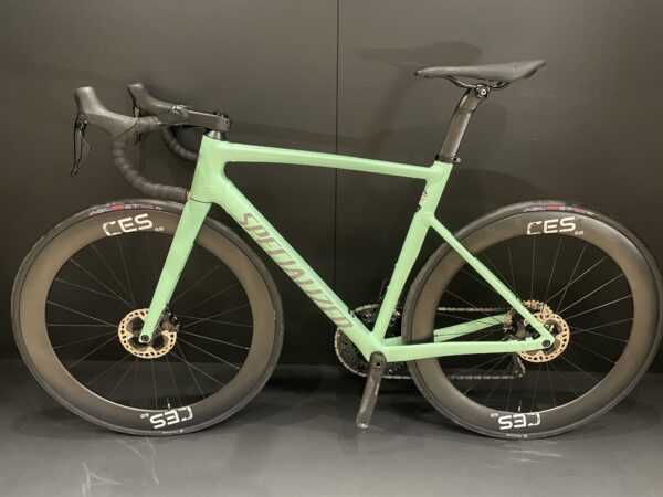 Specialized Allez Sprint 105 Di2 Disc Road Bike 2022 - 56cm - Image 15