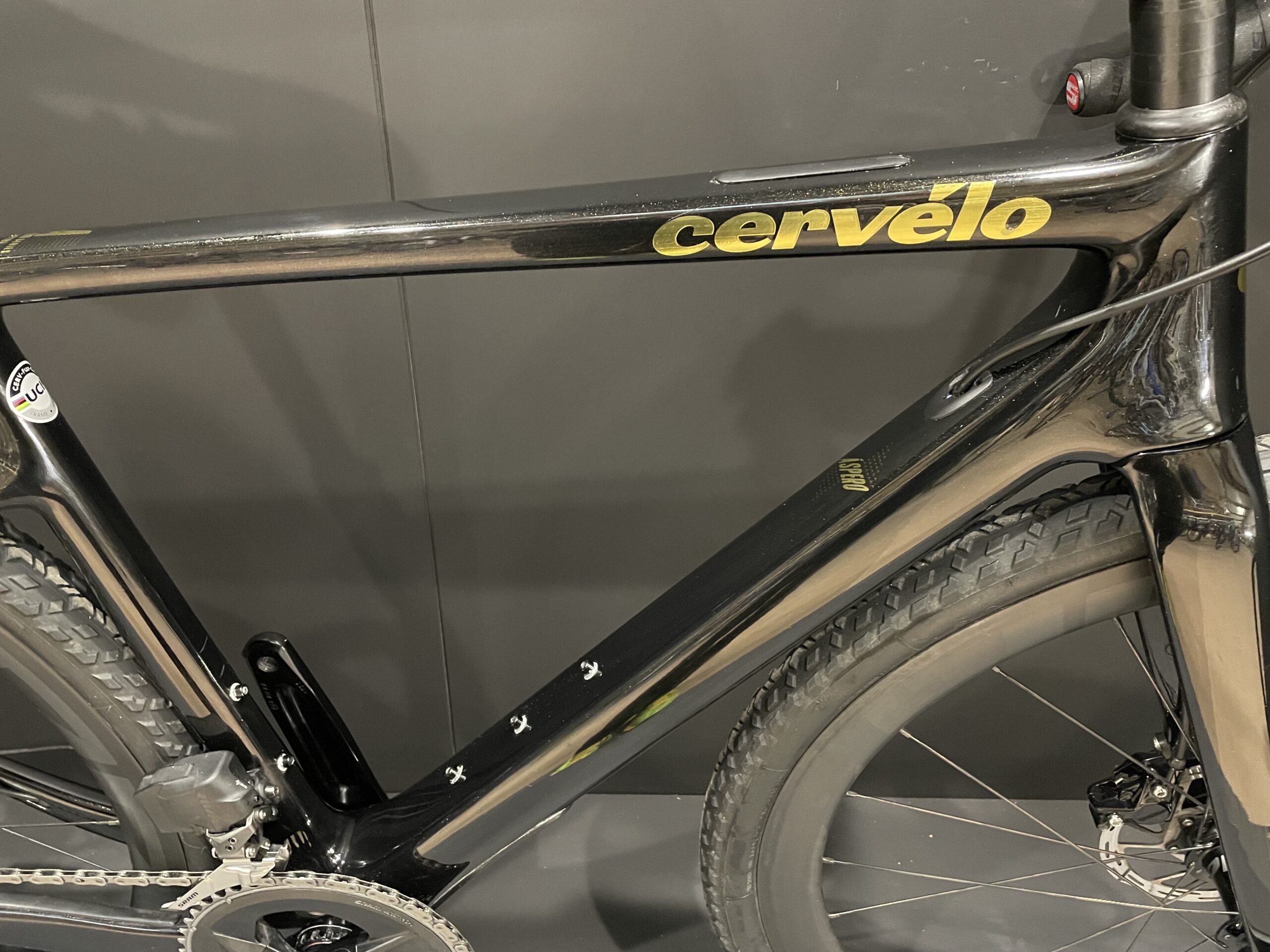 Cervelo Aspero Rival AXS Zipp 303s Carbon Disc Gravel Bike Cervelo Aspero Rival AXS Zipp 303s Carbon Disc Gravel Bike