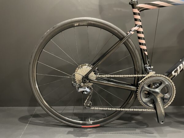 Specialized Tarmac SL6 Comp Carbon Disc Road Bike 2021 - 56cm - Image 5