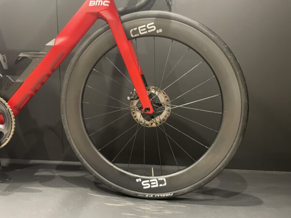 BMC Timemachine ROAD 01 Three Di2 Carbon Disc Road Bike 2021 - 56cm - Image 4