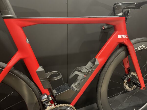 BMC Timemachine ROAD 01 Three Di2 Carbon Disc Road Bike 2021 - 56cm - Image 6