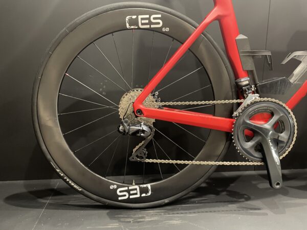 BMC Timemachine ROAD 01 Three Di2 Carbon Disc Road Bike 2021 - 56cm - Image 9