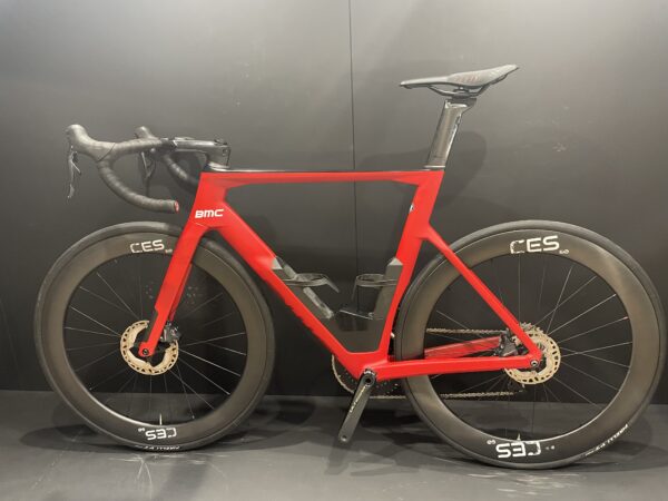 BMC Timemachine ROAD 01 Three Di2 Carbon Disc Road Bike 2021 - 56cm - Image 13