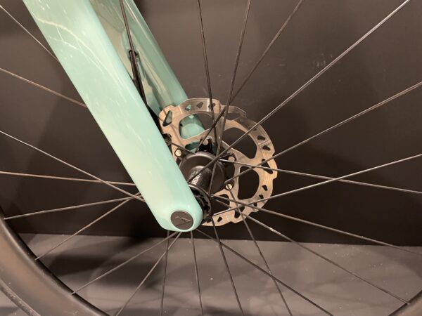 Canyon Aeroad CF SLX 7 105 Di2 4iiii Carbon Disc Road Bike 2023 - X-Large - Image 5