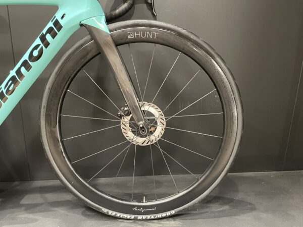 Bianchi Oltre CV XR4 Di2 Carbon Disc Road Bike 2021 - 50cm - Image 4
