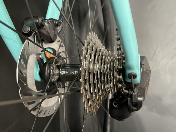 Bianchi Oltre CV XR4 Di2 Carbon Disc Road Bike 2021 - 50cm - Image 10