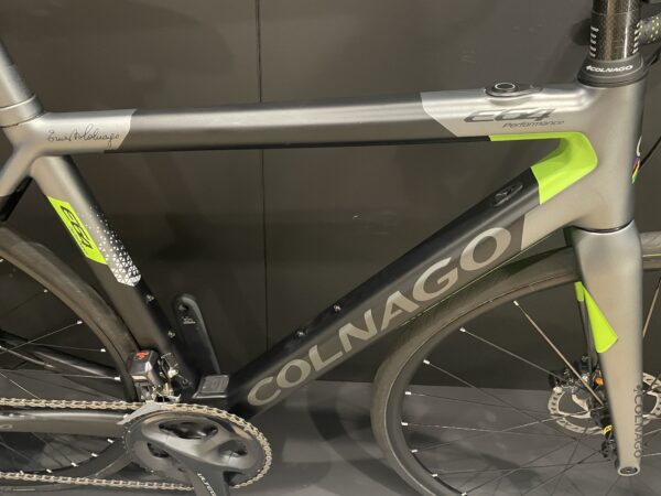Colnago E64 Ultegra Di2 Carbon Disc Electric Road Bike 2020 - 49s - 11 Miles! - Image 2