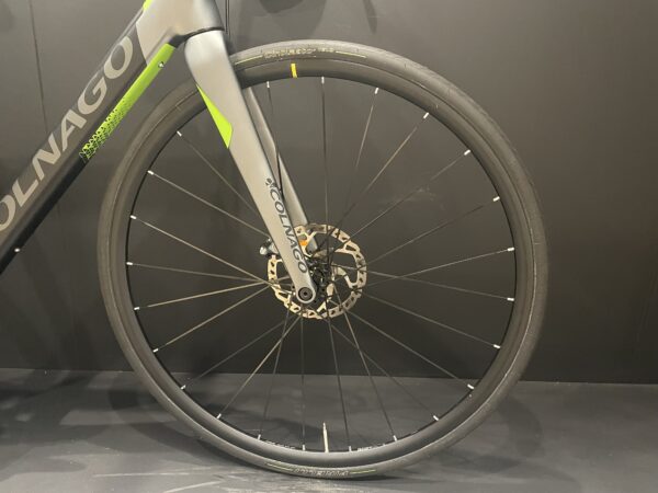 Colnago E64 Ultegra Di2 Carbon Disc Electric Road Bike 2020 - 49s - 11 Miles! - Image 4