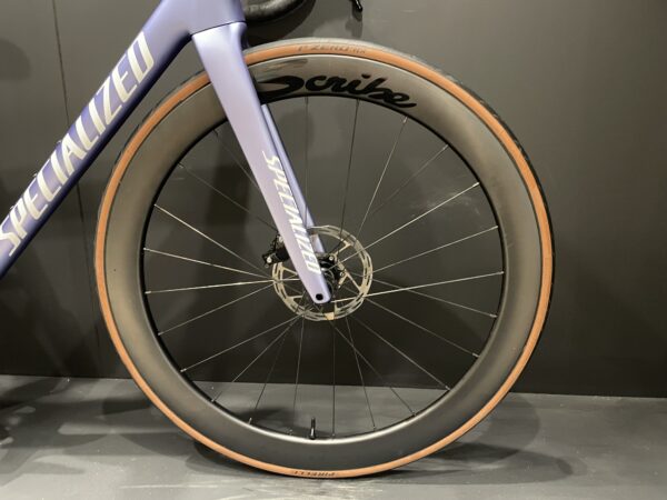 Specialized Tarmac SL8 Expert Carbon Disc Road Bike 2024 - 54cm (Upgraded) - Image 4
