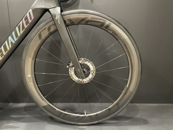 Specialized Venge Pro Di2 Carbon Disc Aero Road Bike 2020 - 54cm - Image 4