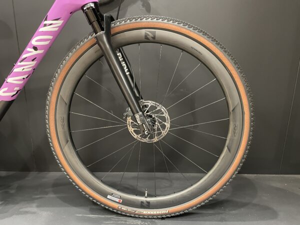 Canyon Grizl CF SLX Force AXS Suspension Carbon Disc Gravel Bike 2022 - Small - Image 4