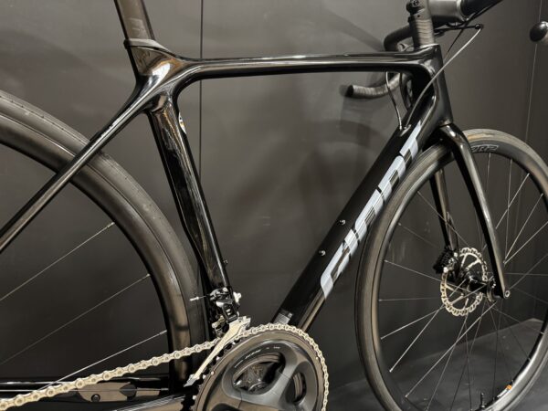Giant TCR Advanced Pro 2 Carbon Disc Road Bike Medium - 2023 - Image 10
